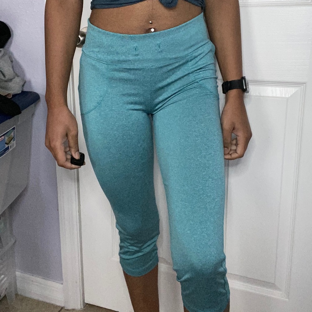 Workout capris